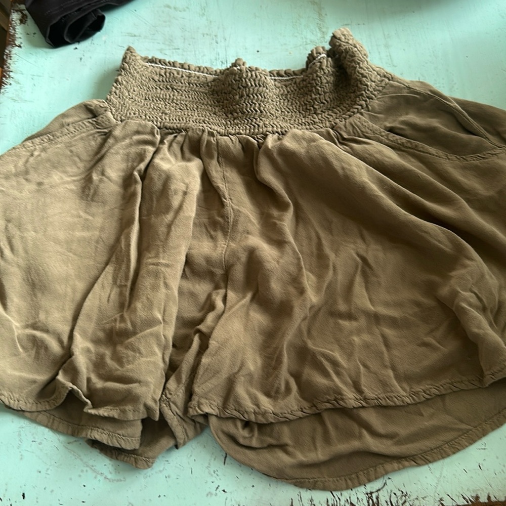 Final touch shorts in green